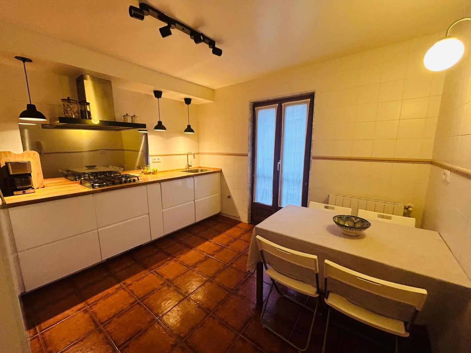 Casa De La Tila Apartman Arenas De Cabrales Kültér fotó